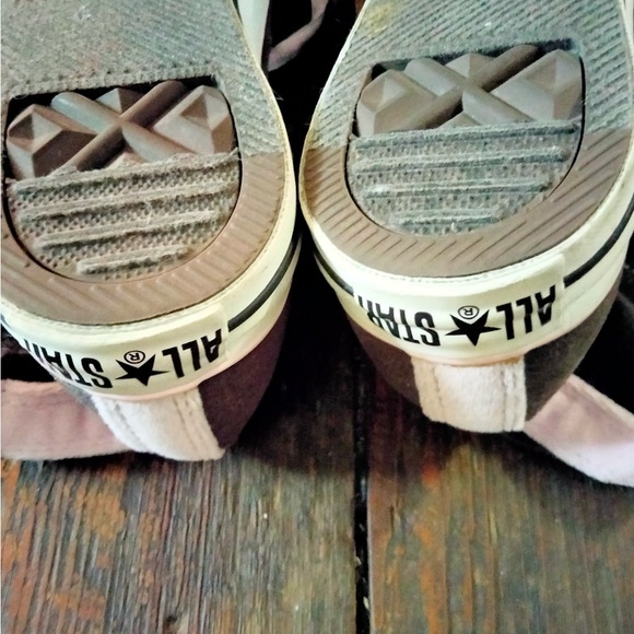 Converse All-Stars Velvety Brown Sz 6 Preowned - Picture 9 of 13